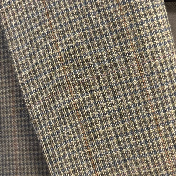 Joseph & Feiss Gold Men’s Sport Coat, Size 48L